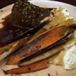 1913 Restaurant & Wine Bar