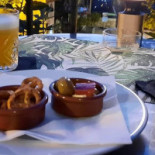 L'amandier De Mougins
