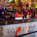 Martinelli Beach Club