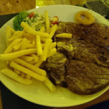 Boomerang Steakhouse