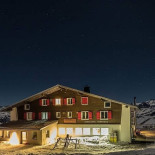 Berghaus Schönbüel