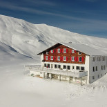 Berghaus Schönbüel