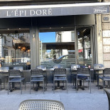 Le Café Des Artistes