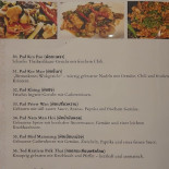 Royal Thai Kitchen (tom Yam)