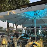 Garden Ice Café