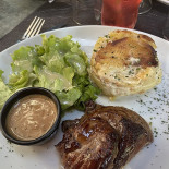 Cafe De Paris