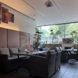 Ben's Cafe