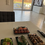 Yoshi Sushi Nudel