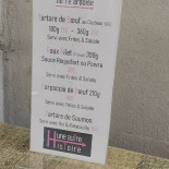 Une Autre Histoire