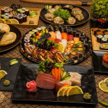Shizuka Sushi Momo