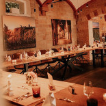 Q-kapelle Weinlounge