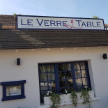 Le Verre Y Table