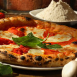 Chez Pepone Pizzeria Mozzabar