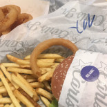 Carl's Jr