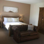 The Woodman Inn