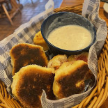 Cracker Barrel Old Country Store