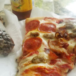 Gio's Pizza And
