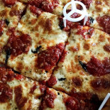 Rob Tony's Pizzeria