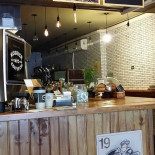 19 Cafe