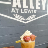 Lewis' Grille