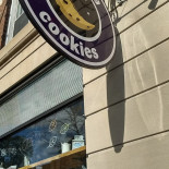 Insomnia Cookies