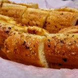 Popei's Clam Bar & Seafood Restaurant