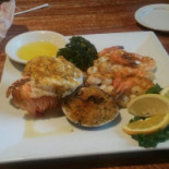 Popei's Clam Bar & Seafood Restaurant