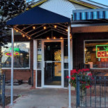 Tremont House Of Pizza