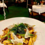 Piccolo Mondo Restaurant