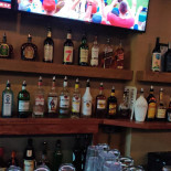 Manoa Tavern