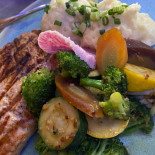 Vinhus Restaurant & Lounge