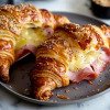 Jamón Y Croissant Suizo