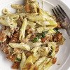 Penne De Pollo Con Tres Quesos