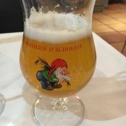 Le Canard Sur Le Toit