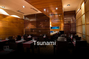 Reserve ahora una mesa en Tsunami