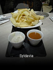 Reserve ahora una mesa en Syldavia