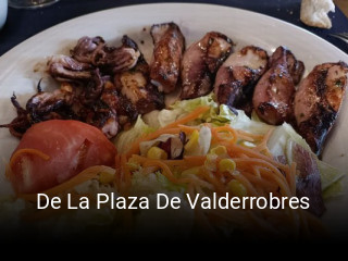 Reserve ahora una mesa en De La Plaza De Valderrobres