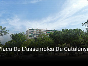 Placa De L’assemblea De Catalunya reserva de mesa