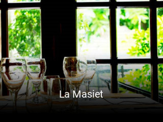 Reserve ahora una mesa en La Masiet