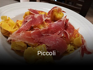 Reserve ahora una mesa en Piccoli