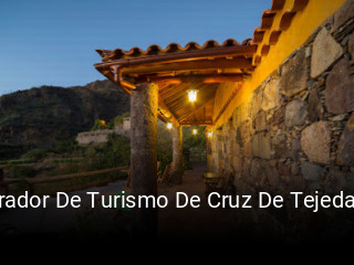 Parador De Turismo De Cruz De Tejeda. Roque Nublo reserva de mesa
