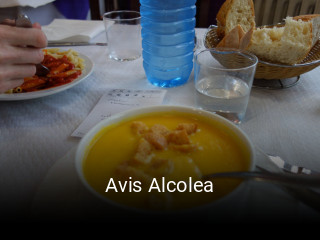 Reserve ahora una mesa en Avis Alcolea