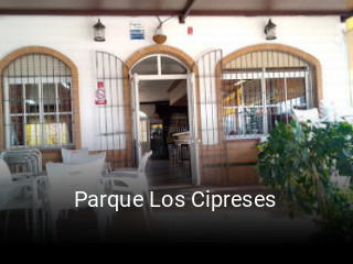 Reserve ahora una mesa en Parque Los Cipreses