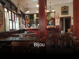 Reserve ahora una mesa en Bijou