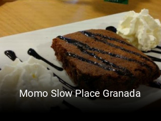 Reserve ahora una mesa en Momo Slow Place Granada