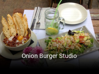 Onion Burger Studio reservar mesa