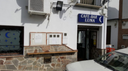 Cafe Luna
