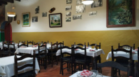 Bar Restaurante Las Piscinas De Can Batlle