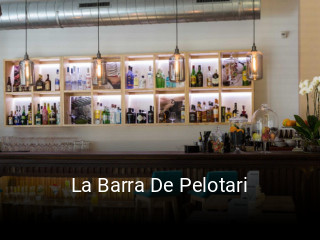 Reserve ahora una mesa en La Barra De Pelotari