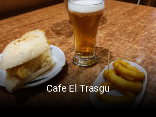 Reserve ahora una mesa en Cafe El Trasgu